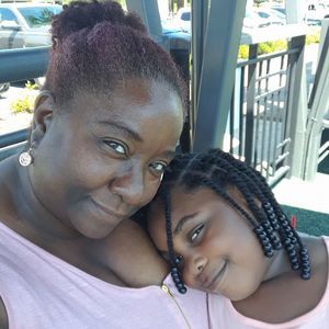 Meet your Posher, Lottie